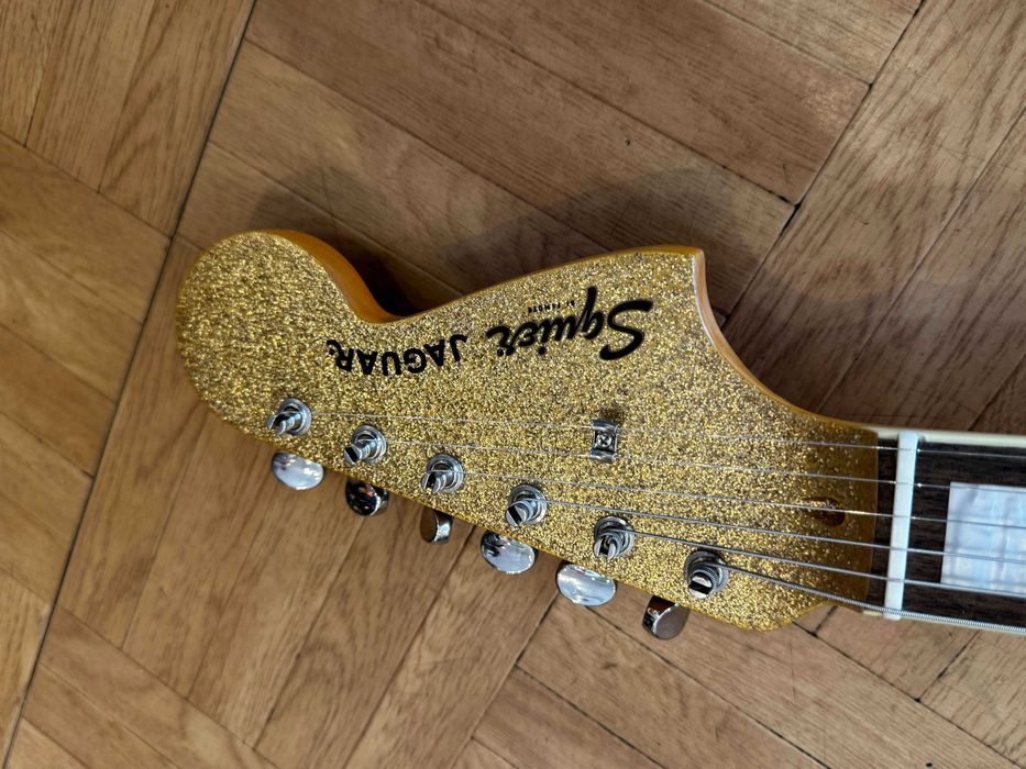 Новий Squier Limited Edition Classic Vibe '70s Jaguar, Gold Sparkle