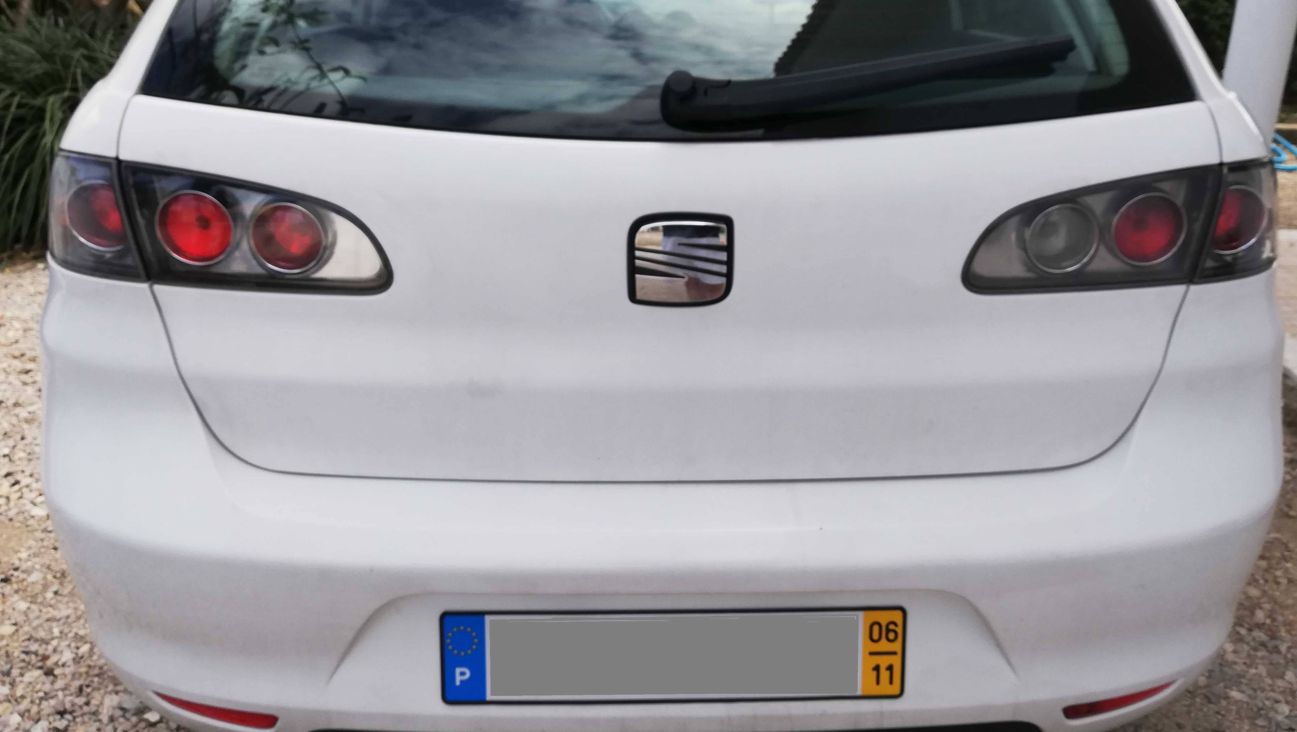 Parachoques traseiro Seat Ibiza 6L