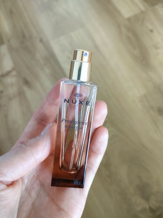 Butelka po perfumach nuxe