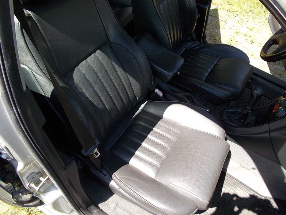 Alfa Romeo 156 1.9 JTD 110 KM Skóra Grigio chiaro 612 zderzak