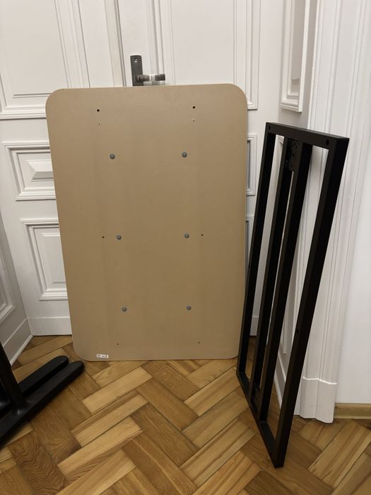 Biurko regulowane BEKANT IKEA