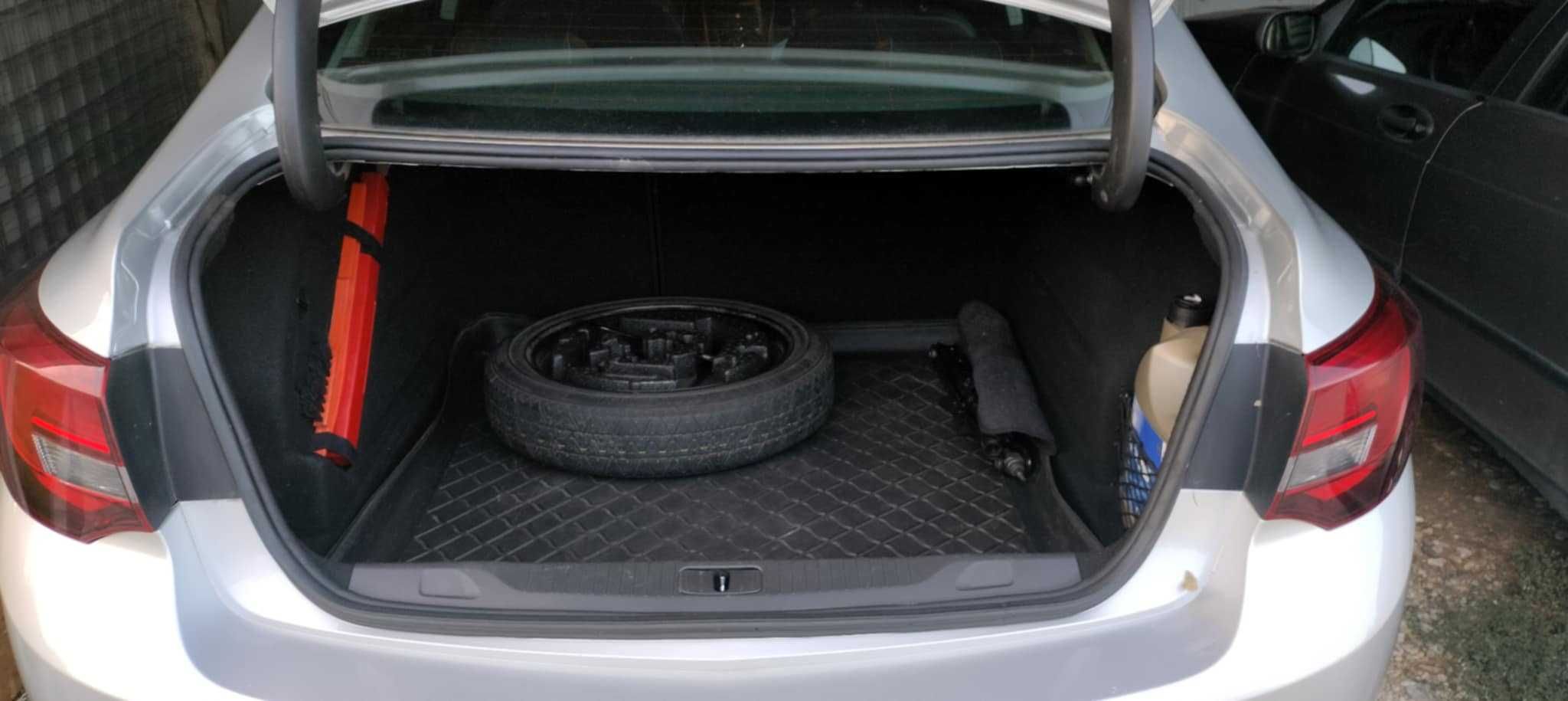 Opel Astra J 1.4 Turbo bezwypadkowy