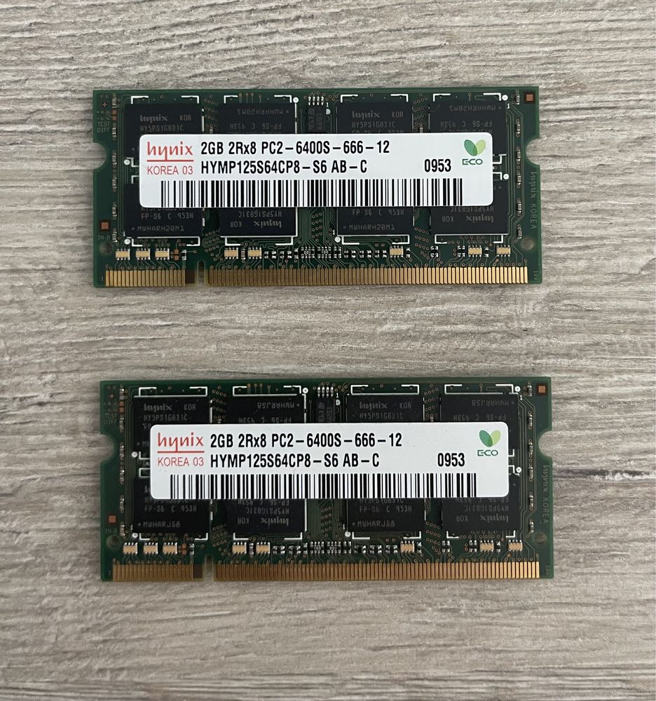 Memória RAM Hynix 4GB (2x2GB) PC2-6400S-666
