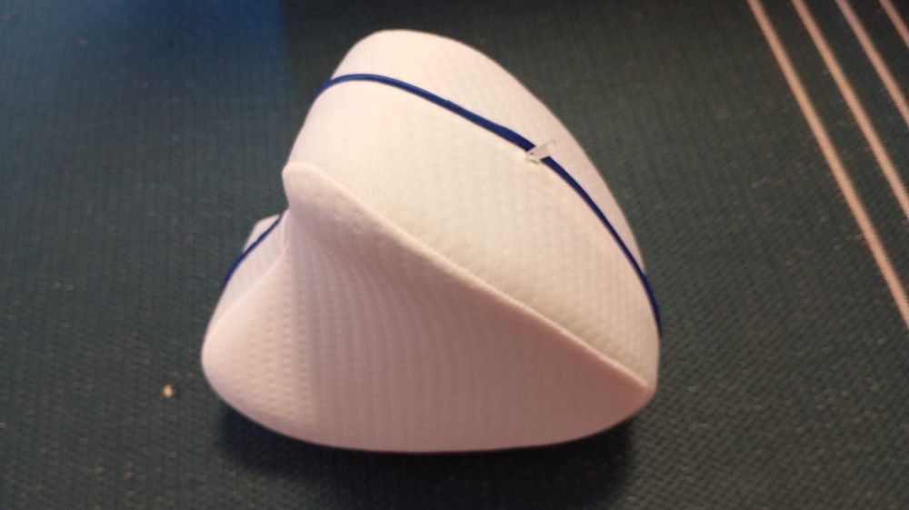 Almofada entre pernas sem uso