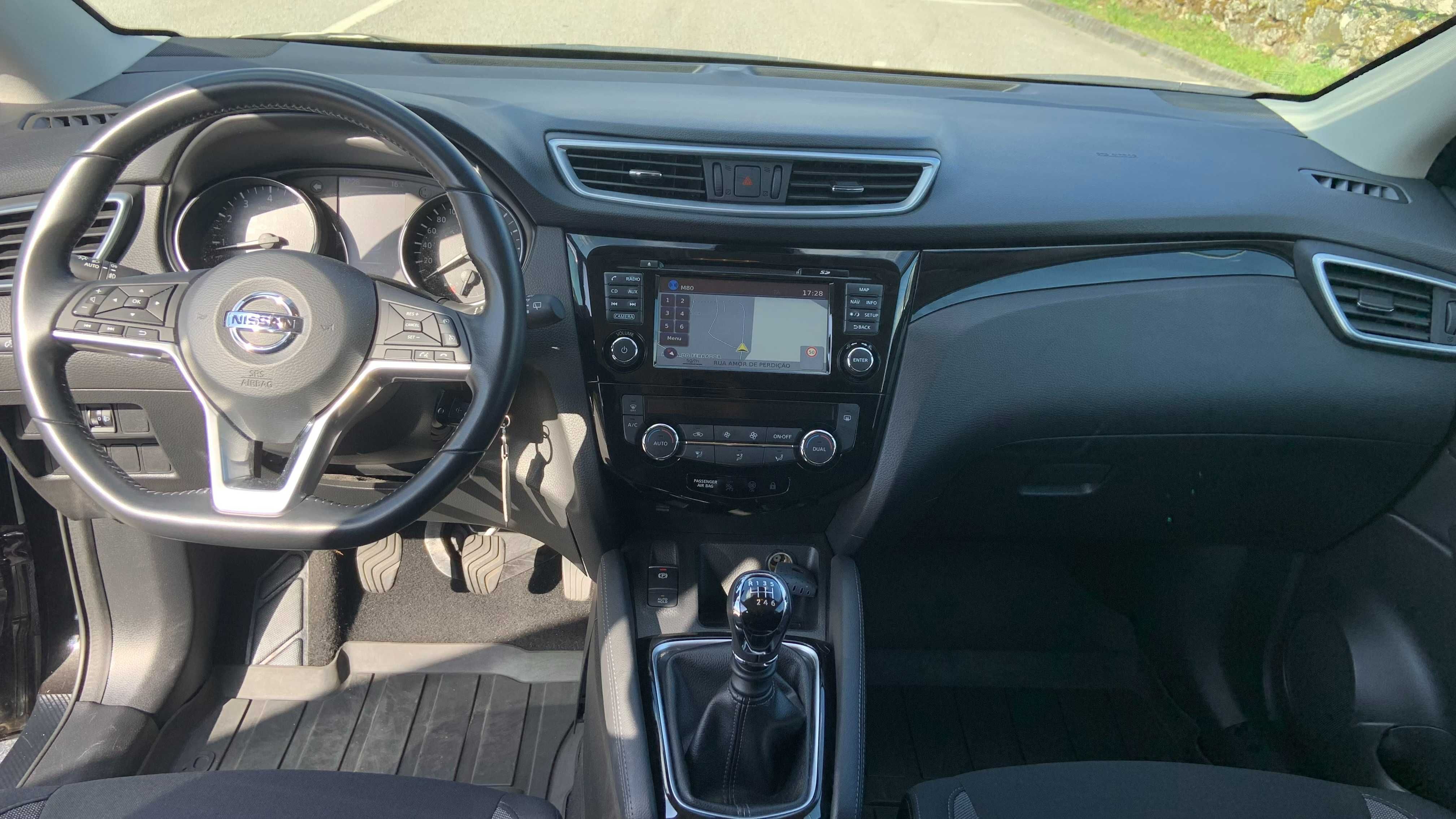 Nissan Qashqai 1.2 DIG-T Tekna Premium-24800 Kmos-2019