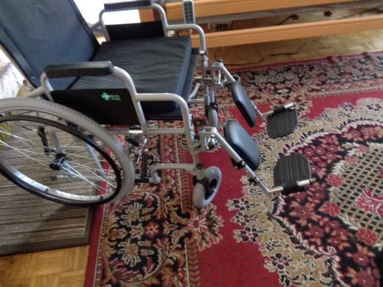 Nowy wózek inwalidzki ortopedyczny funkcja leżenia