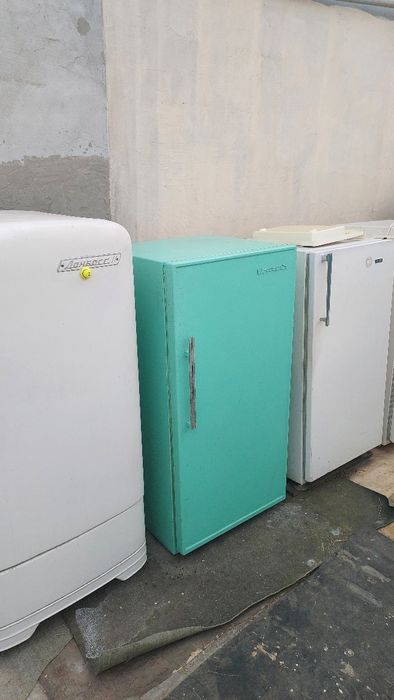 Привезу холодильник со склада Днепр.