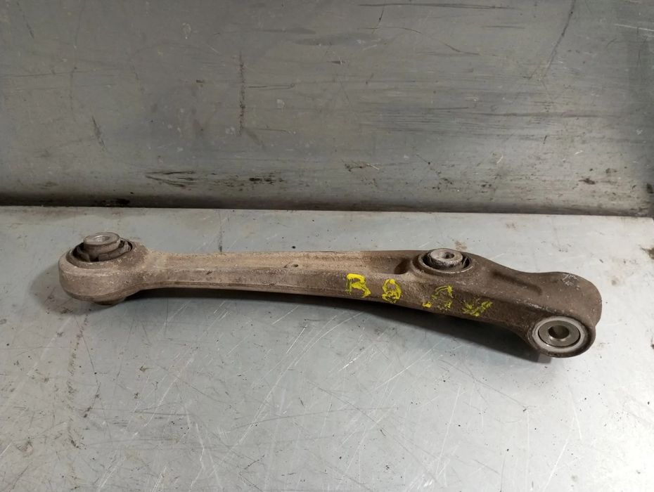 Braço de suspensão frente esquerdo AUDI A4 Avant (8K5, B8)