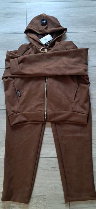 Czekoladowy dres "zamsz" Minouu by v 2000