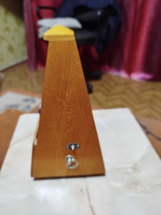 Метроном б у антикварный.