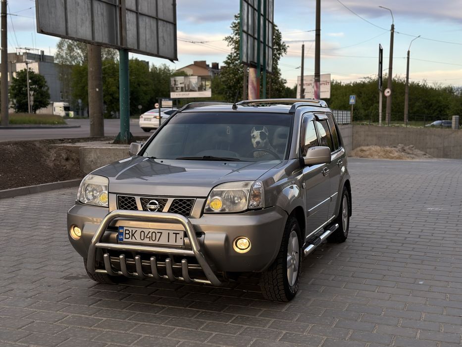 Nissa X-Trail T30 2.0 бензин 2004