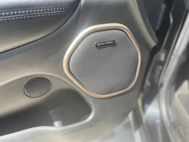 Jeep Grand Cherokee Jeep Grand Cherokee wersja Summit DVD