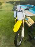 Moto Suzuki RM125