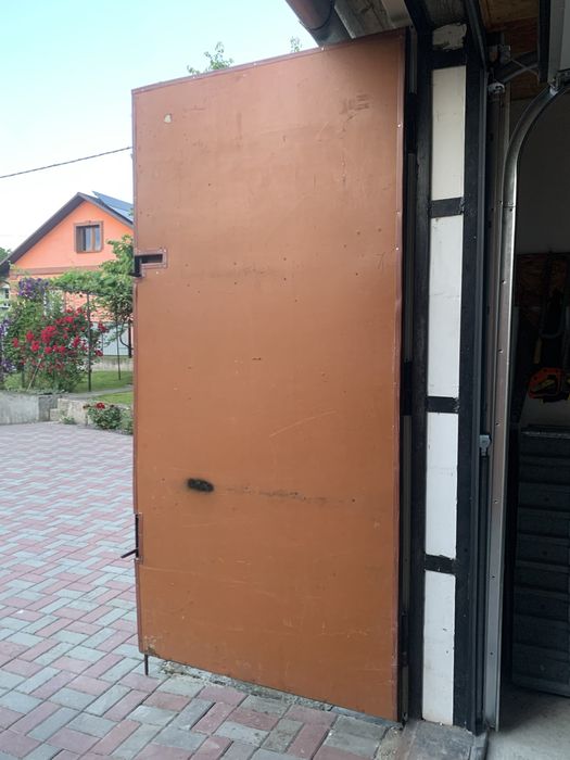 Продаються металеві ворота