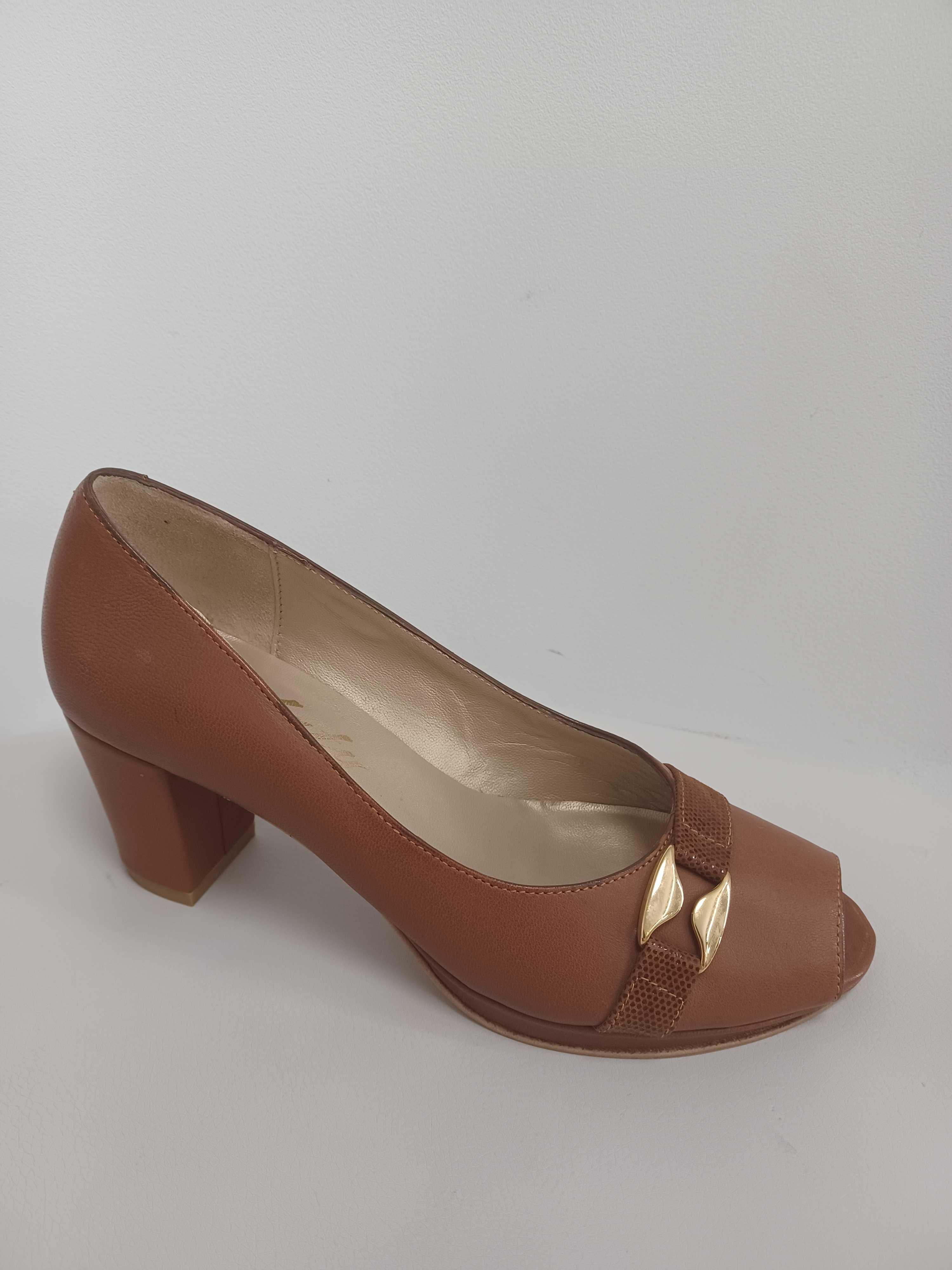 Sapato senhora camel