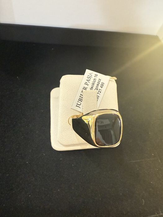 Sygnet zloty męski z onyksem pr 585 mocny