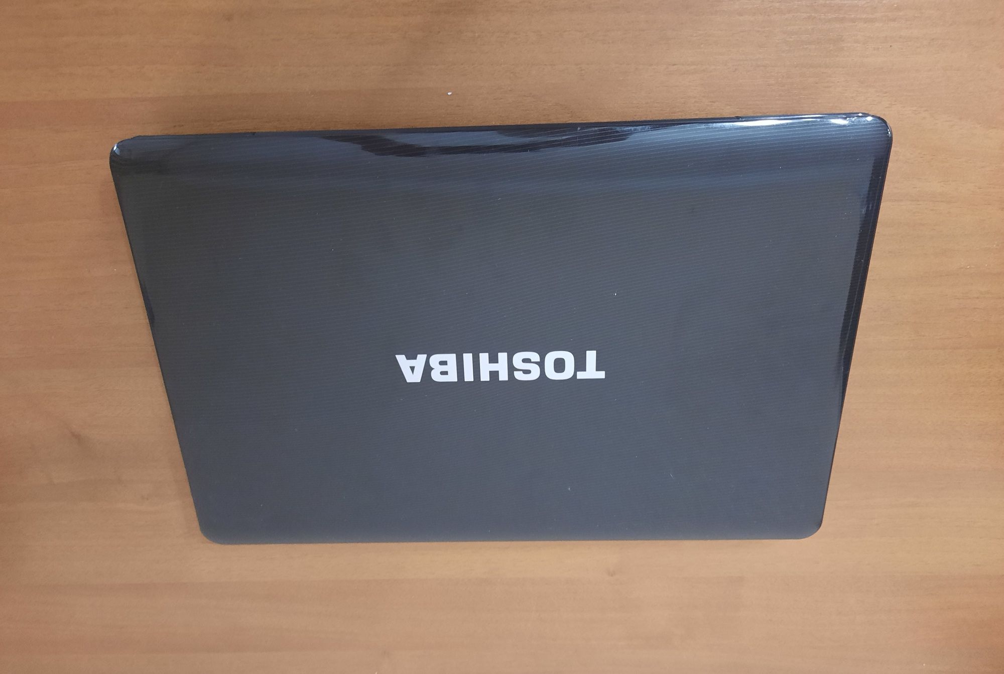 Ноутбук TOSHIBA L555 17,3"/ Intel 2 Duo/ 4 Гб/ 160 Гб/ БатареяРобоча