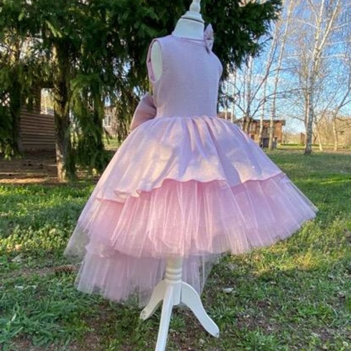 Плаття рожеве пишна з бантом новорічна дитяча святкове пишне нов