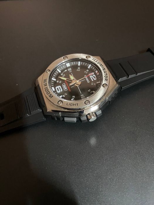 Casio MWA-100H-2a