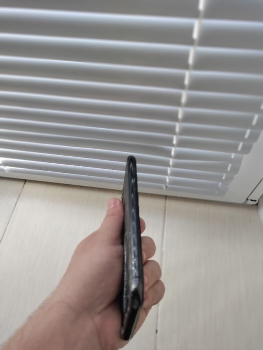 Iphone 11 pro max(Never lock)