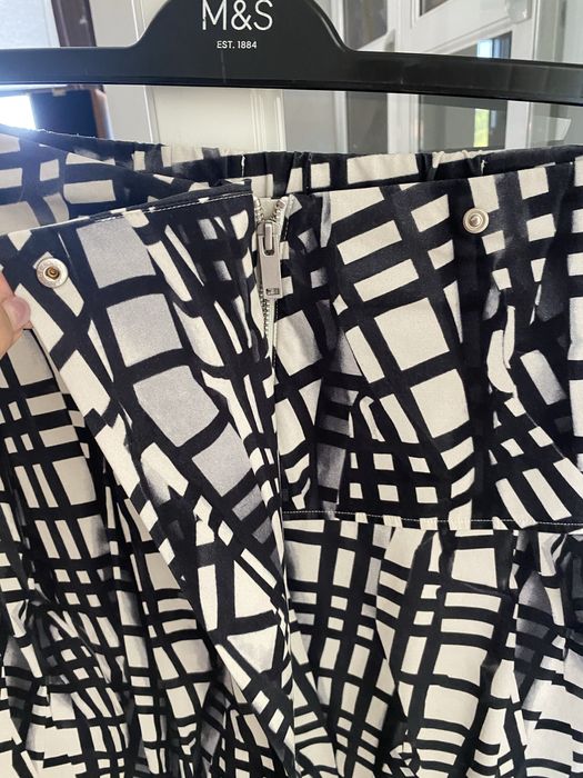 Стильна юбка і лонгслів COS р. 40