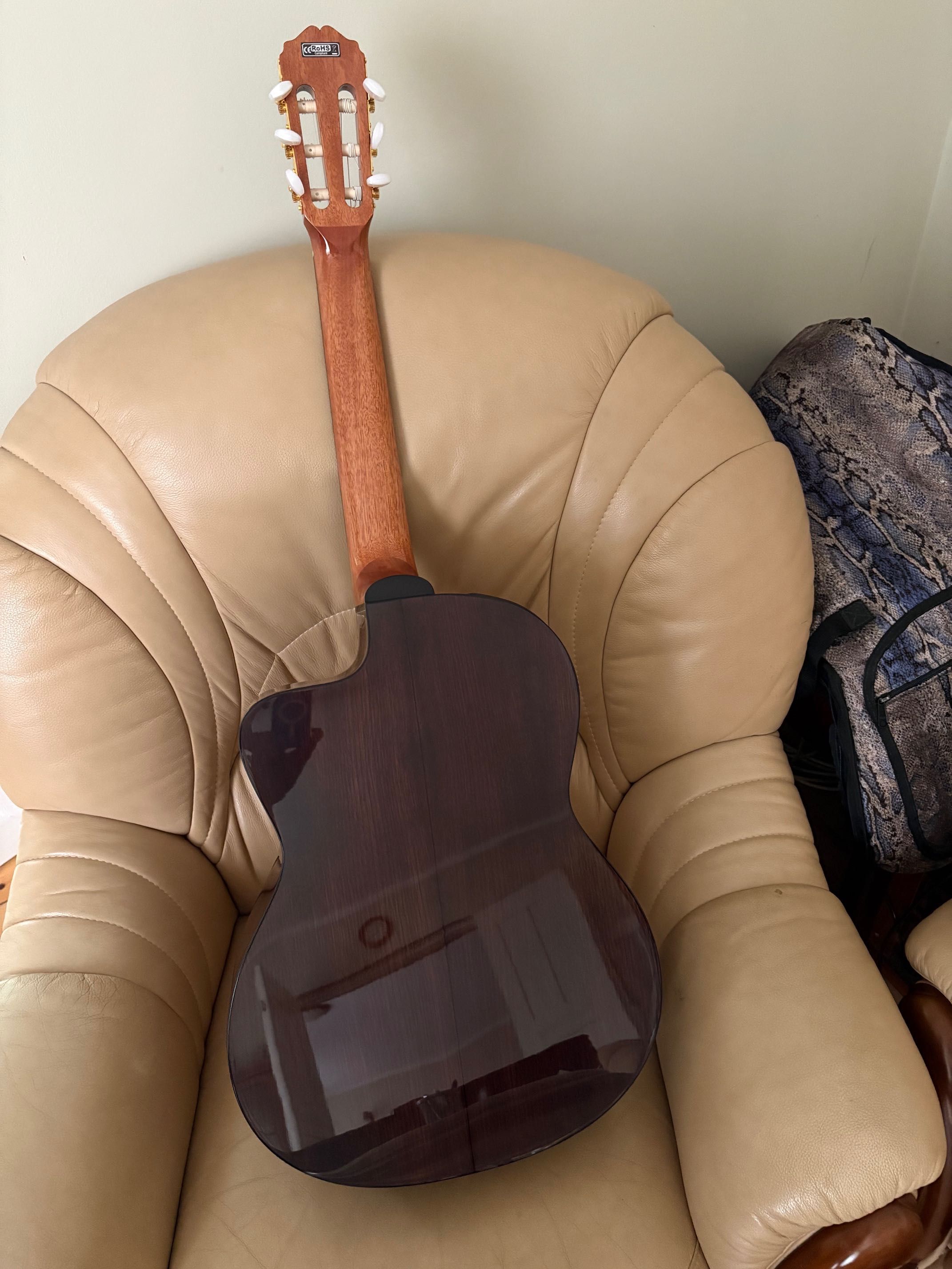 Wspaniała gitara TAKAMINE GC6CE, elektroklasyczna, CACKO!!!