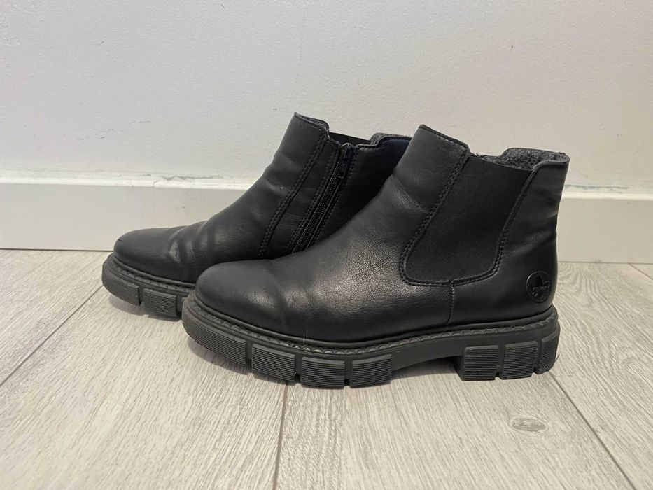 Buty Rieker Damskie rozmiar 40, stan bardzo dobry brak wkładki