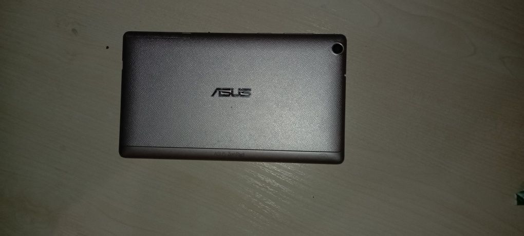 Планшет ASUS ZenPad P01Y