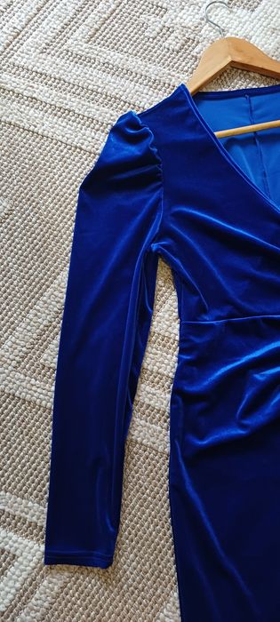 Святкова велюрова сукня