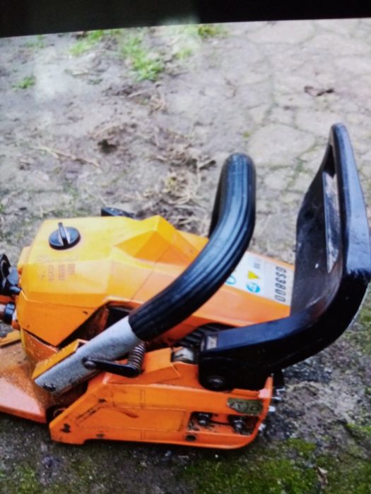 Продам бензопилу