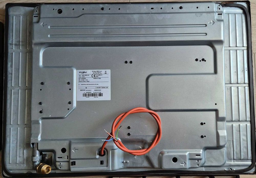 Продам поверхня газова WHIRLPOOL AKR 3291/IX