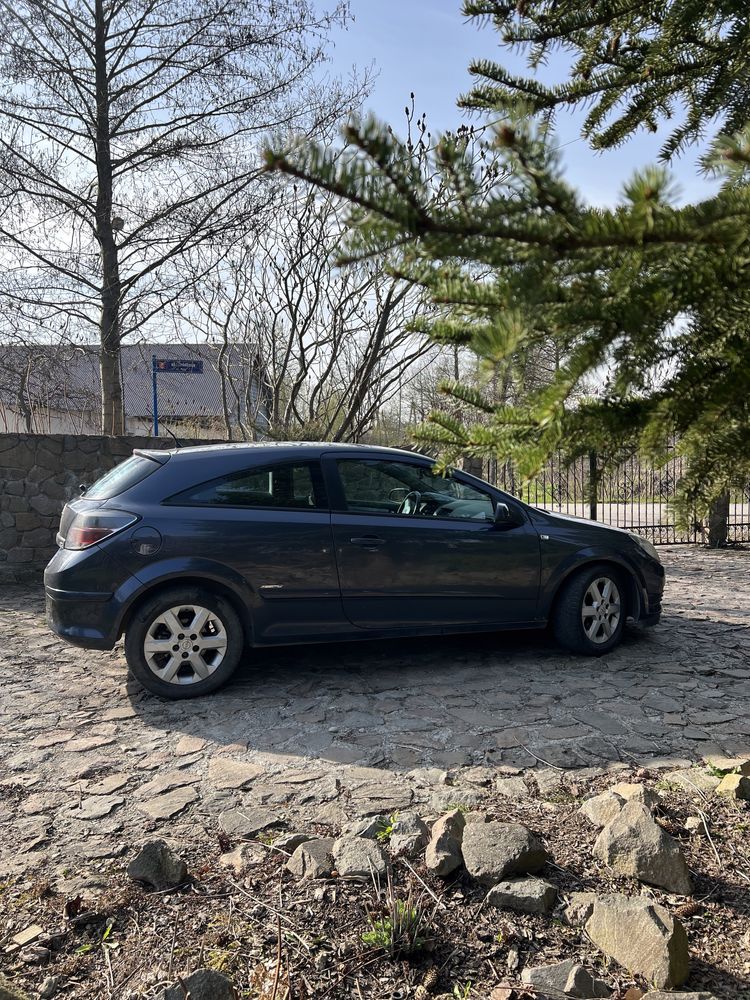 Samochód OPEL ASTRA GTC 1.4 Benzyna 90km