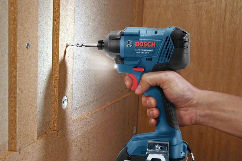Klucz Udarowy Akumulatorowy Gdr 180-Li 2*2.0 Ah Bosch B 6019G5123