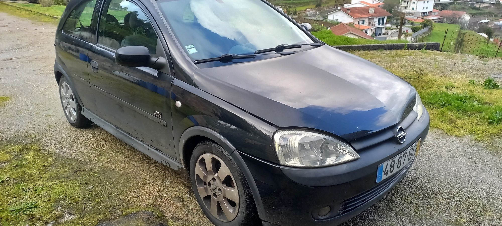 Opel corsa C em bom estado