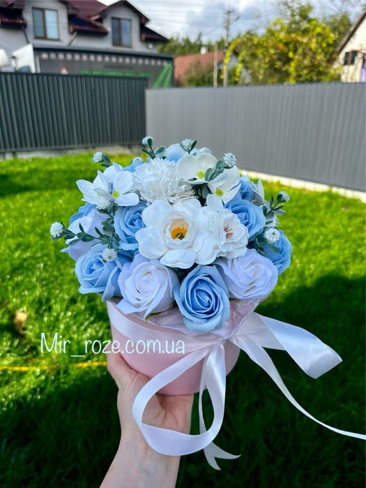 Композицї із мильних квітів