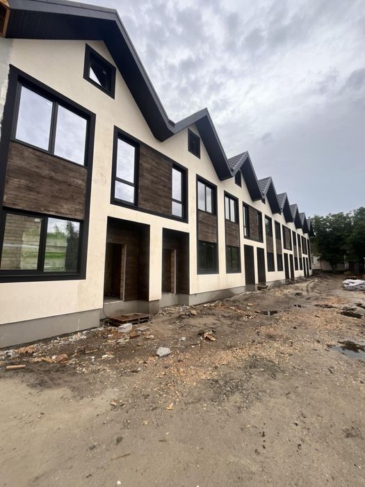 Таунхаус поруч з парком ! Буча