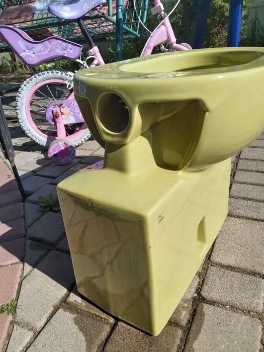 Умивальник біде унітаз