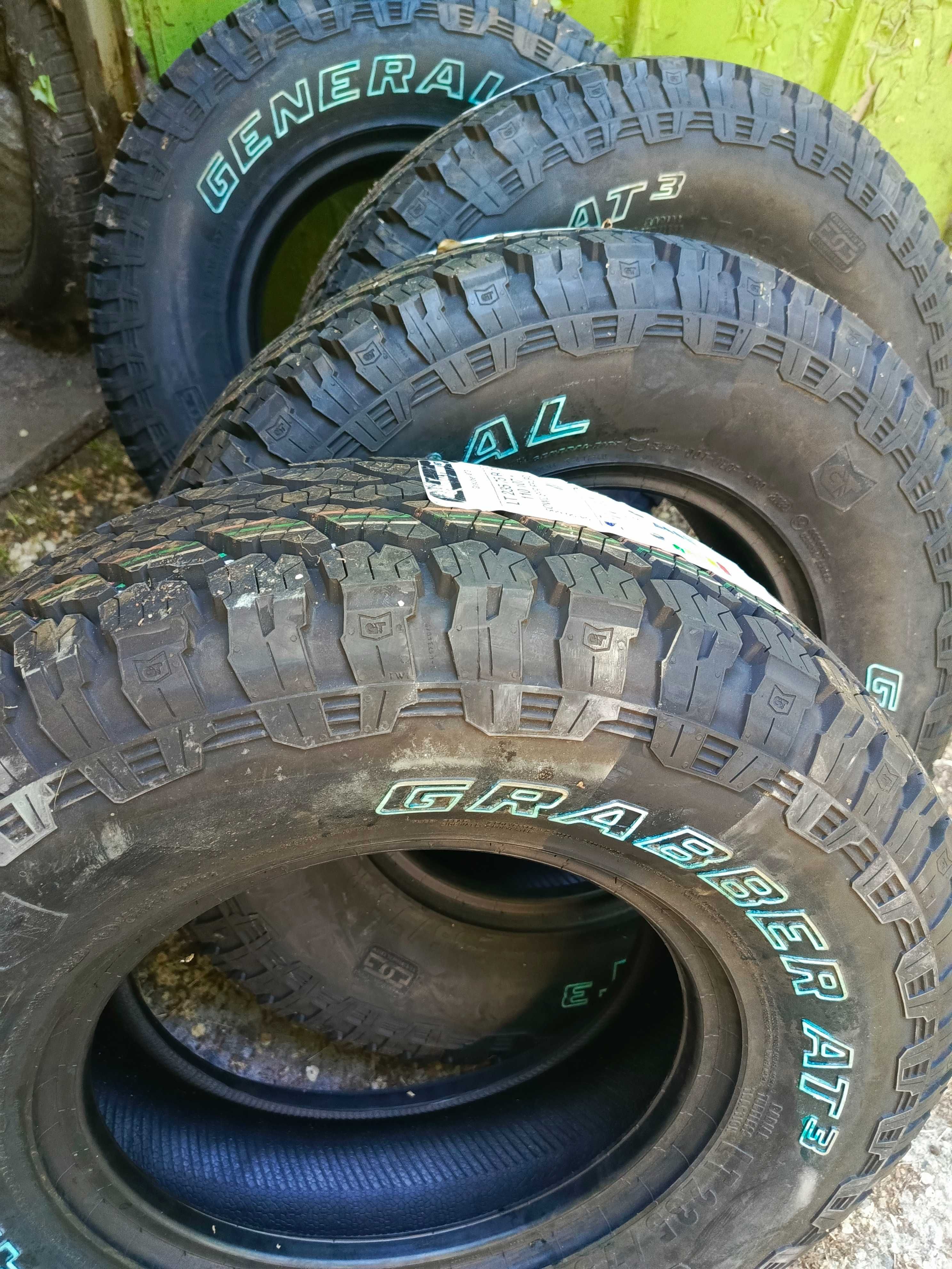 Продам шины General Tire Grabber AT3 235/75 R15 110/107S комплект 4 шт