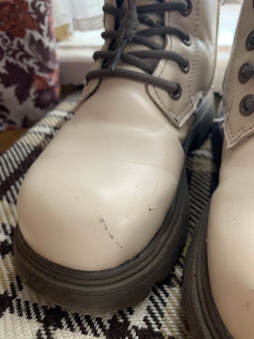 Взуття для дівчинки