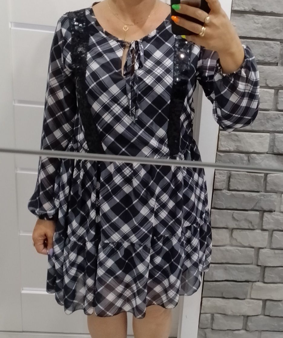 Zwiewna sukienka damska 38/40