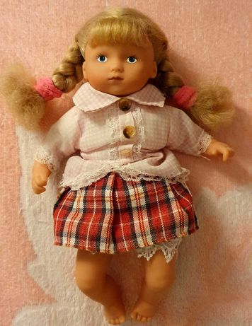 Кукла колекционная Германия 22 см