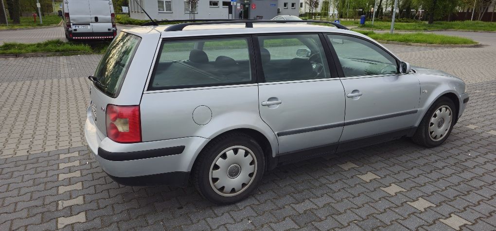 VW Passat 1,9 Tdi 130KM 2003r.