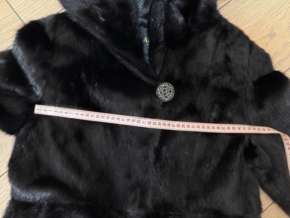 Норковая шуба в черном цвете