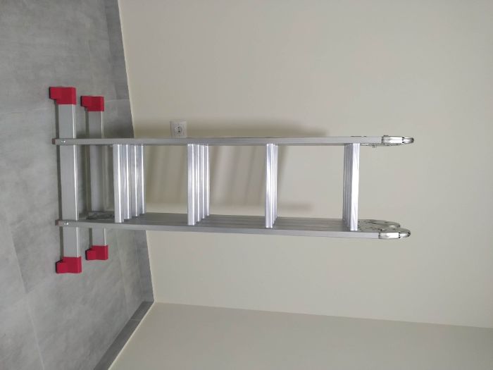 Аренда прокат стремянки лестницы трансформера 4,6м с платформой