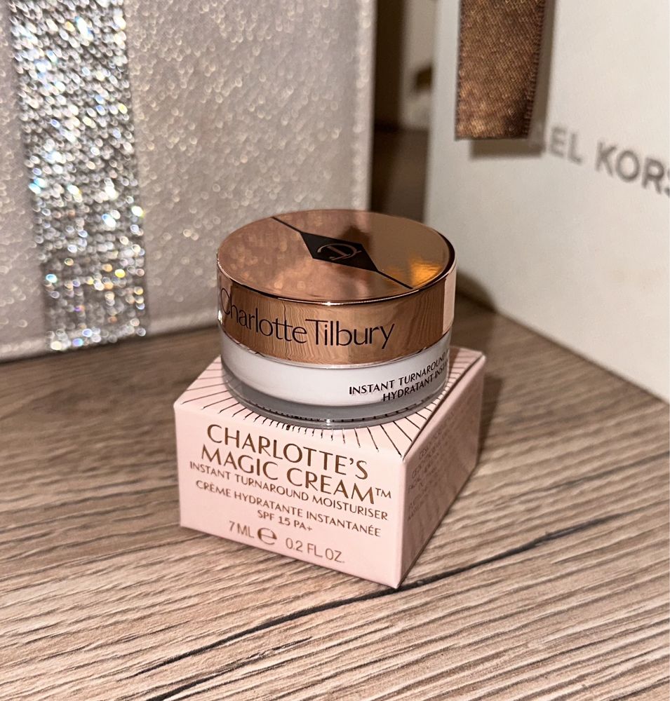 Mini krem Charlotte Tilbury Magic Cream 7ml