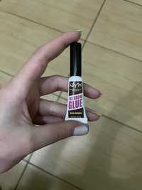 The brow glue NYX