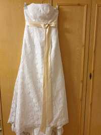 Suknia ślubna piękna biała cała koronkowa
