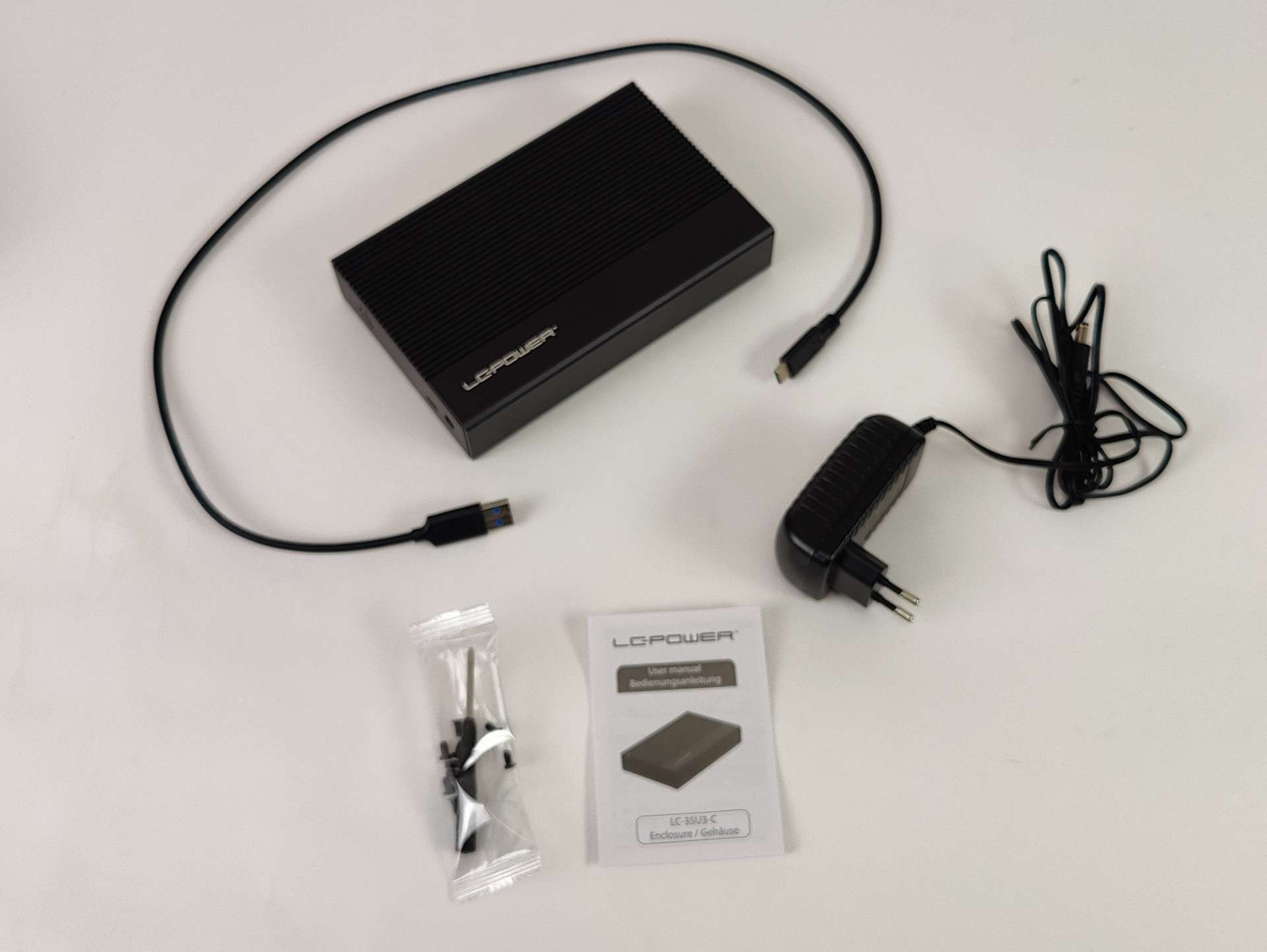 Zewnętrzna obudowa do dysków LC-35U3-C USB3.2 Alu Czarny