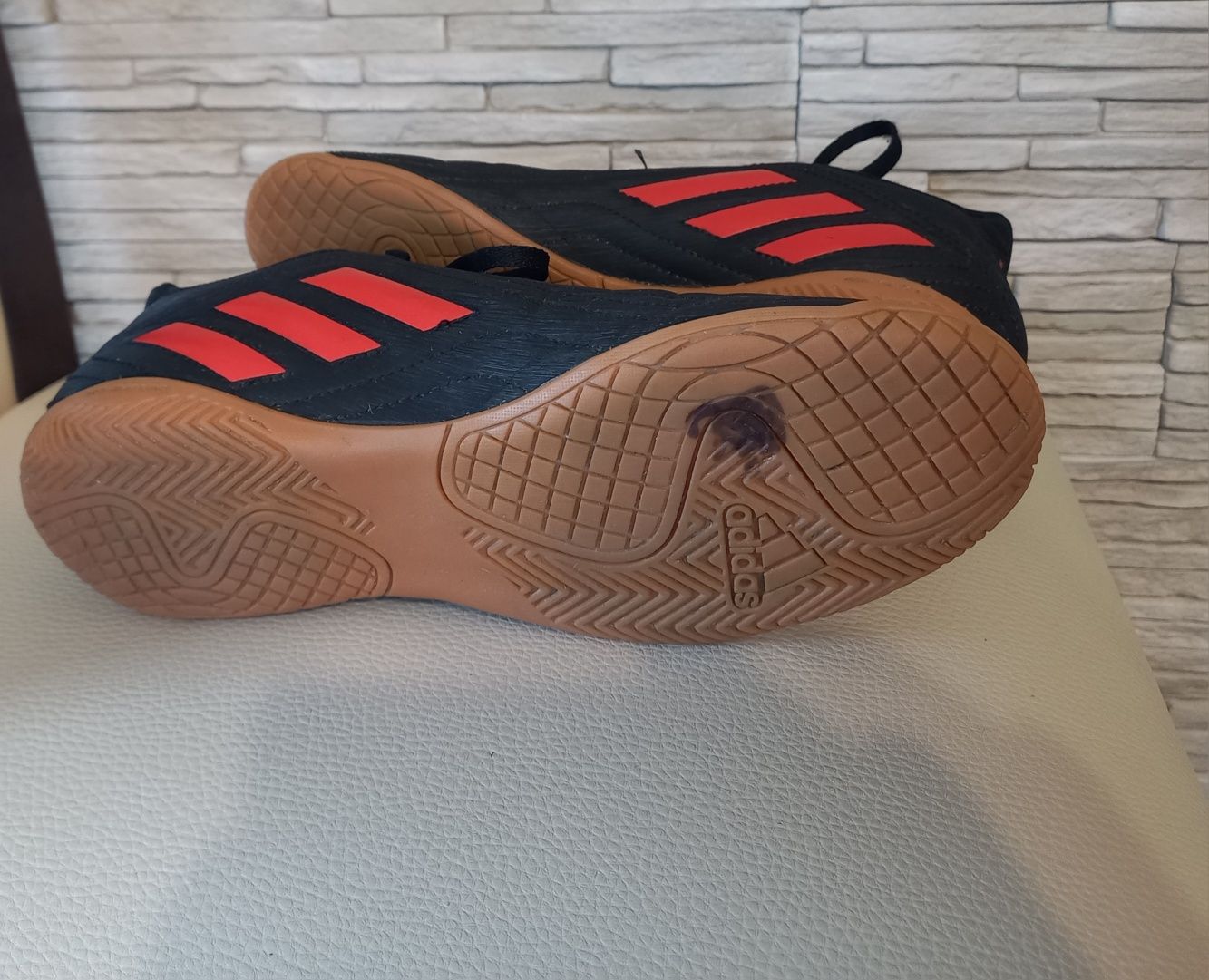 Halówki ADIDAS rozm 37  i 1/3