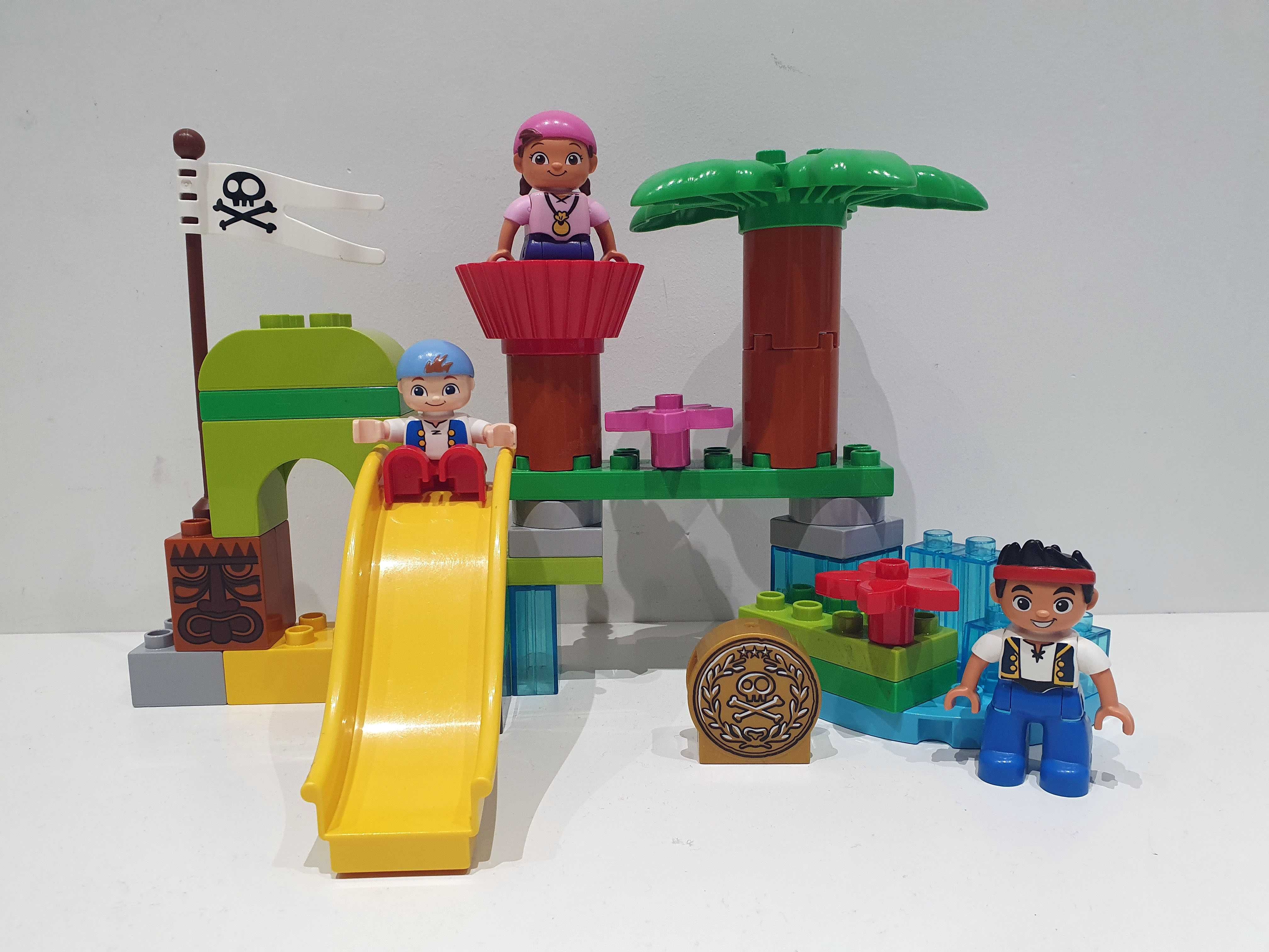 Lego DUPLO 10513 Kryjówka w Nibylandii Jake Izzy piraci palma klocki